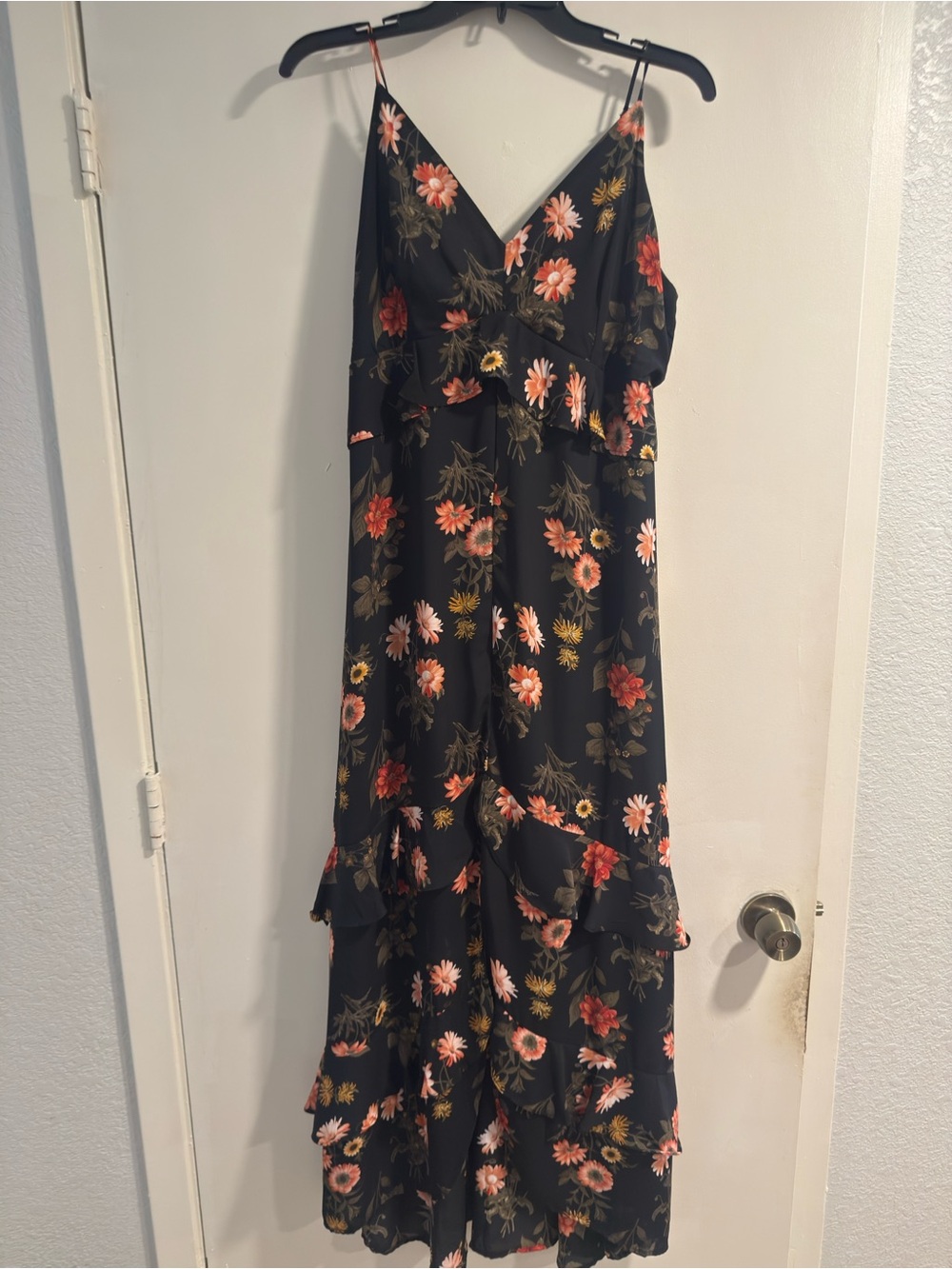 Gibson Latimer Black Floral Ruffle-Tier Maxi Dress